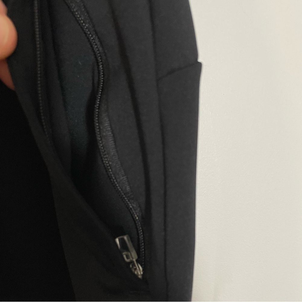 Blaosn Black Joggers Size Medium Zip Pockets Gym Yoga Athletic Stretch EUC - Picture 4 of 10